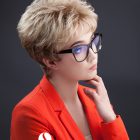Krótka peruka z grzywką New Finesse 14/88+8 + kolory Gisela Mayer Krótka peruka z grzywką New Finesse 14/88+8 + kolory Gisela Mayer