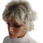 Krótka peruka blond ombre artystyczny nieład  06-ys26/613a