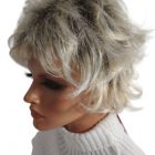 Krótka peruka blond ombre artystyczny nieład  06-ys26/613a