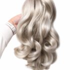 Treska , dopinka syntetyczna Tina/sh01  w kolorze 15bt 613 mix blondów ombre+ kolory  30cm