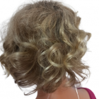 Krótka falowana peruka z grzywką Reine w kolorze  blond z ombre/ Gisela Mayer