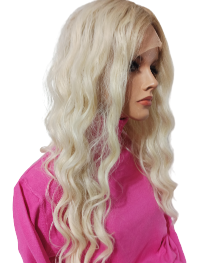 Peruka długa falowana bez grzywki Dolce Donatella lace -930 jasny blond z odrostem / jak naturalna -63cm