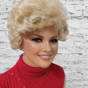 Krótka  peruka z grzywką , falowane włosy 3006-613/24b jasny blond