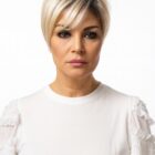 Krótka peruka z dłuższą grzywką Creativ- Rokoko101-24-38r +kolory Krótka peruka z dłuższą grzywką Creativ- Rokoko101-24-38r +kolory