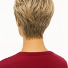 Krótka peruka Magi Lizzy mono lace  w kolorze champagne rooted + kolory