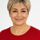 Krótka peruka Magi Lizzy mono lace  w kolorze champagne rooted + kolory