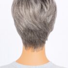 Krótka peruka z grzywką Giovanna mono lace 56+6 srebrzysty siwy z efektem ciemniejszego odrostu