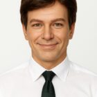 Krótka męska  peruka z grzywką-Alex  w kolorze brązu/8